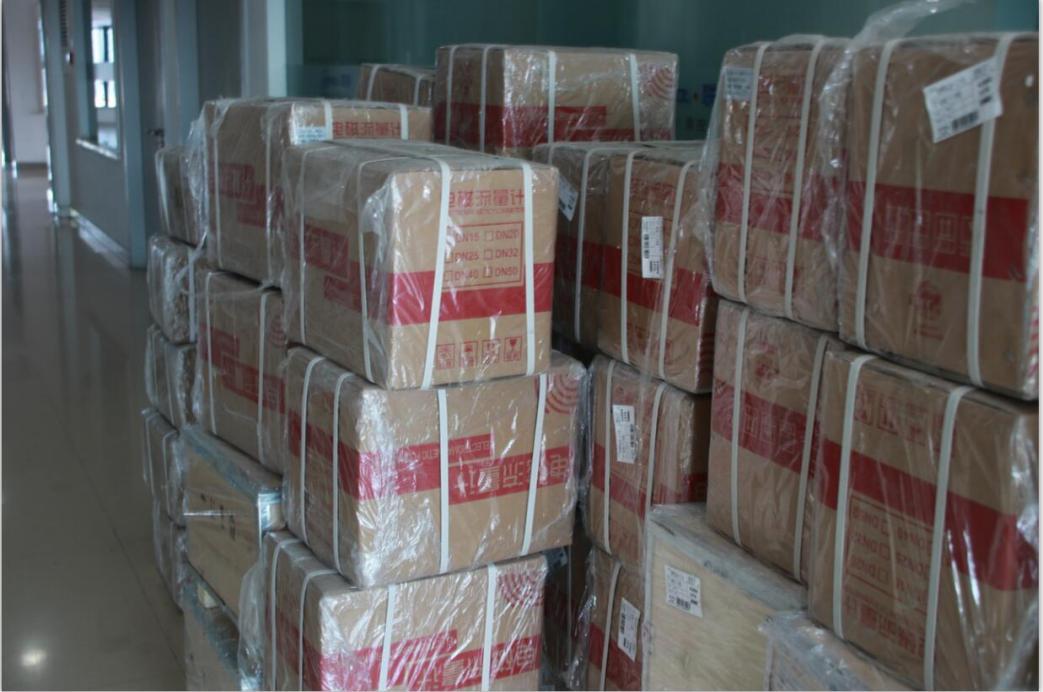 全新包裝電磁流量計(jì)整裝待發(fā) 全新包裝電磁流量計(jì)整裝待發(fā)