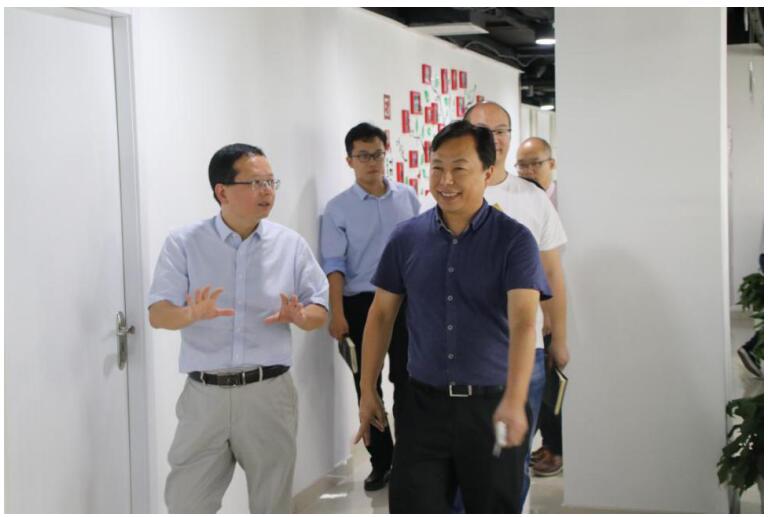 新區(qū)領(lǐng)導(dǎo)到訪米科 新區(qū)領(lǐng)導(dǎo)到訪米科